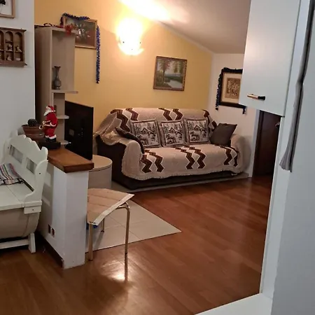 アパート Carmen2