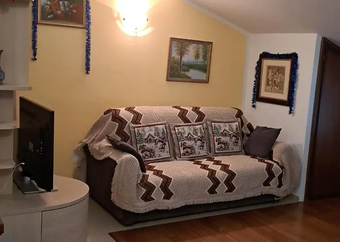 アパート Carmen2