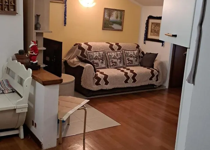 アパート Carmen2